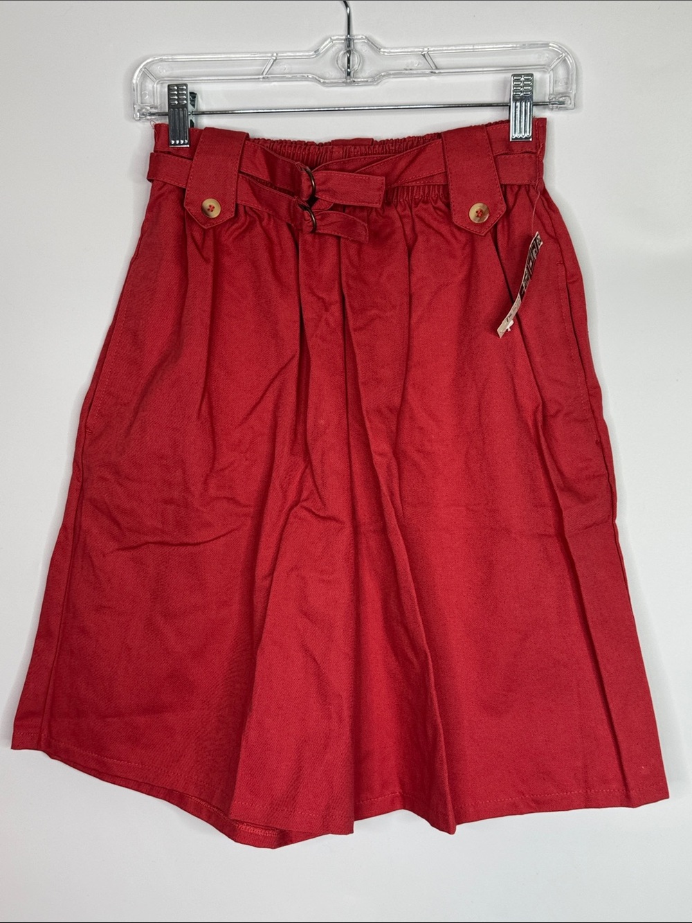 Vintage Tanzerina Cotton Red High Waisted Shorts Size Medium NWT 80s